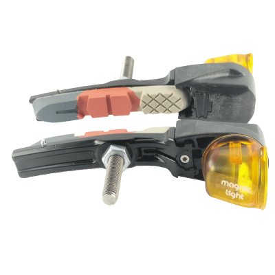 cantilever_set_front_yellow_090