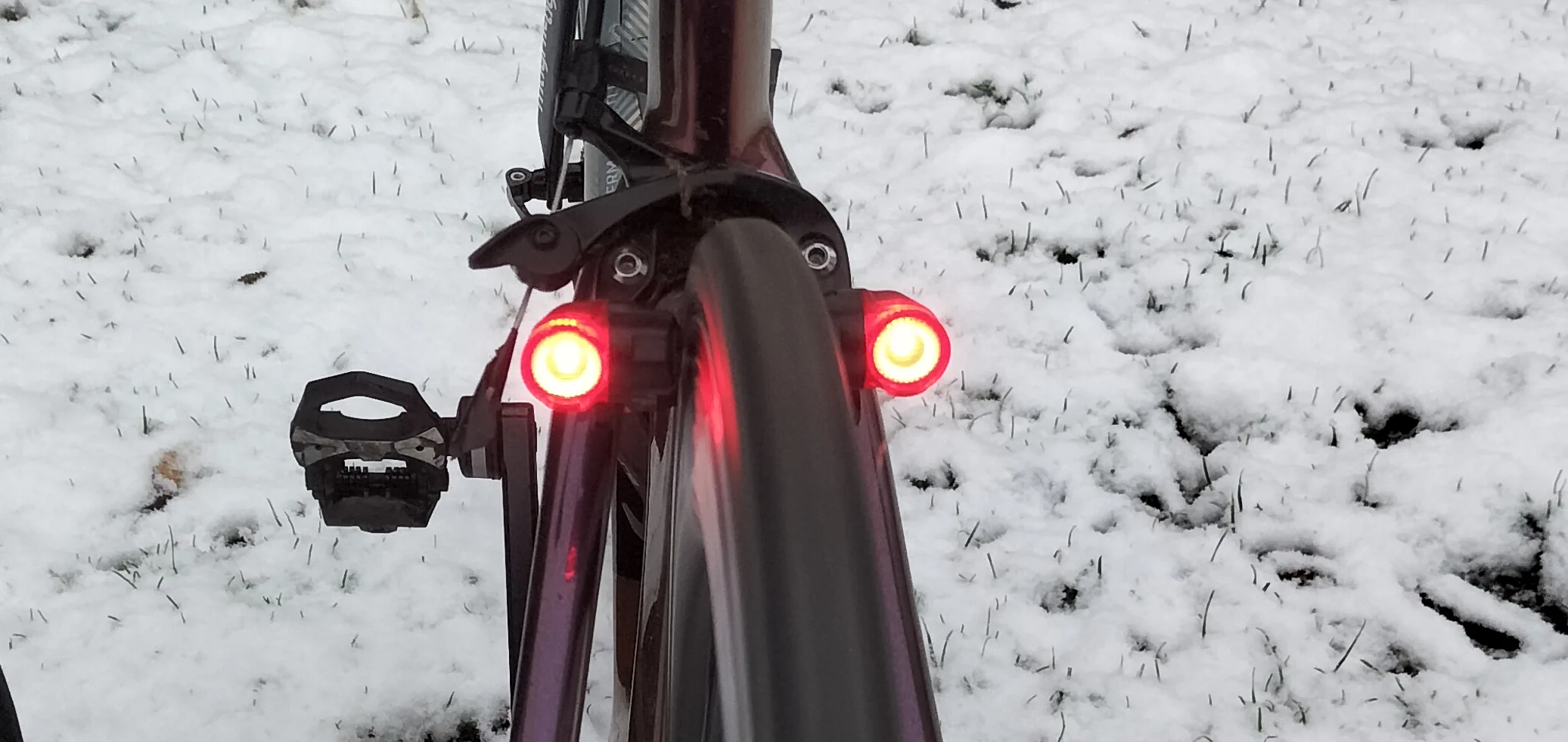 停車時点灯付きMagnic Lightリアライト